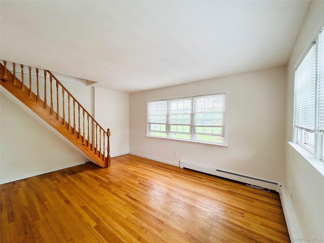 388 N Alleghany Ave - Photo 2 of 8