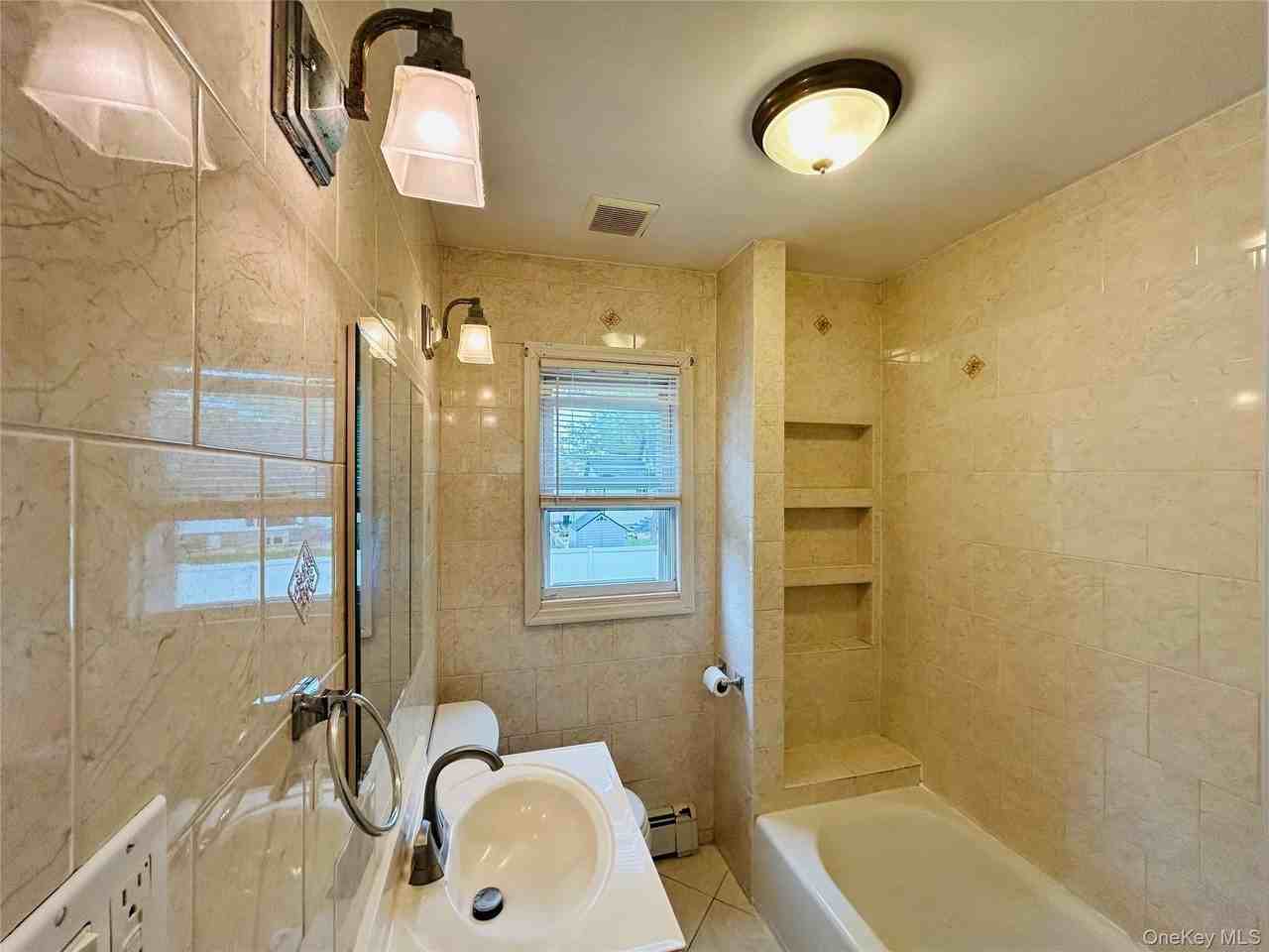 388 N Alleghany Ave - Photo 7 of 8