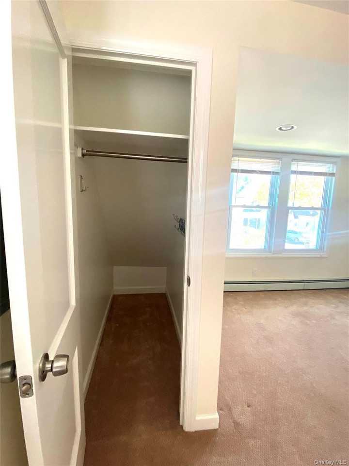 18 Temple St #2 - Photo 4 of 9