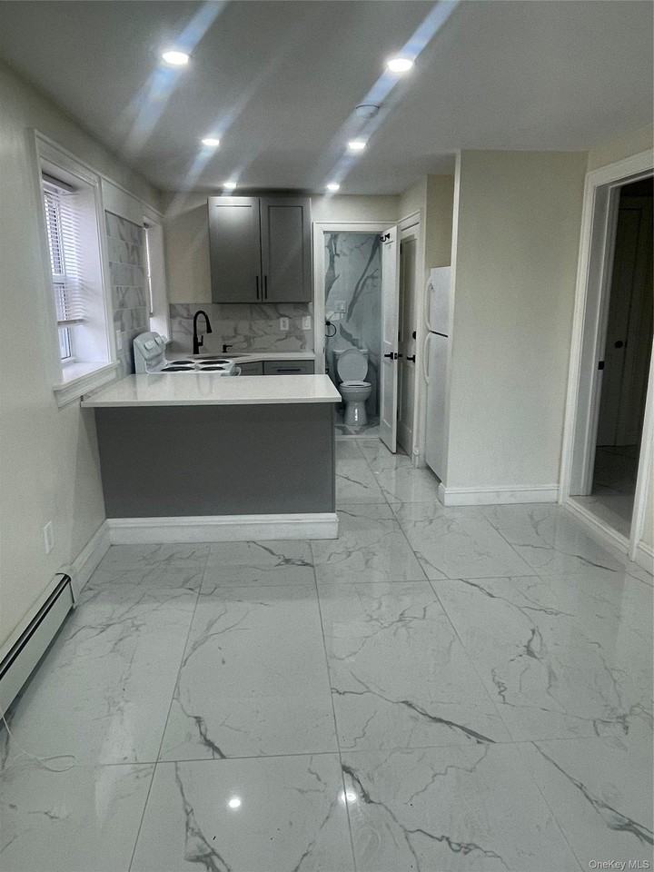 1226 Bergen Ave #1