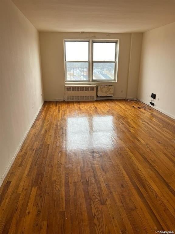 22289 Braddock Ave #6B - Photo 2 of 5