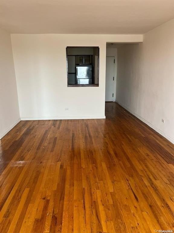 22289 Braddock Ave #6B - Photo 3 of 5