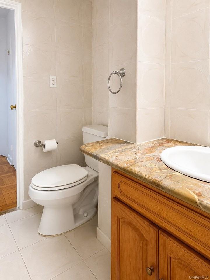 9825 64th Rd #1H - Photo 5 of 10
