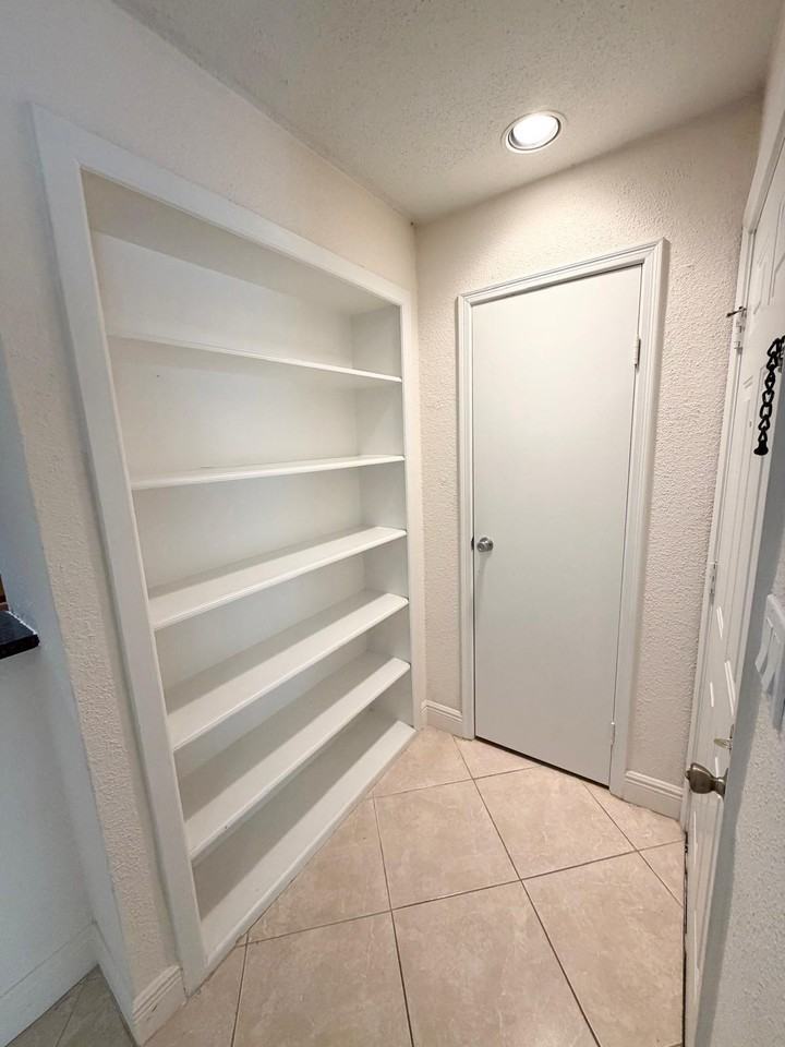 755 Riverside Dr Apt 1335 - Photo 6 of 18