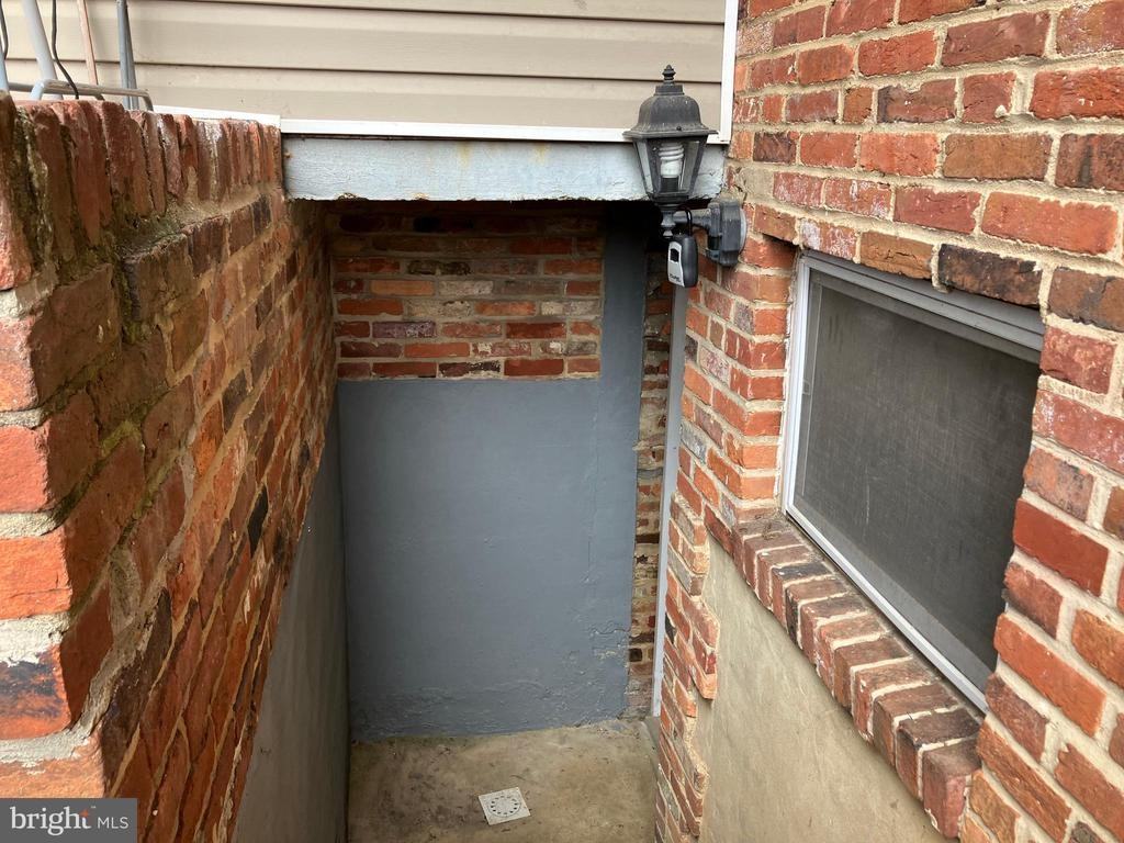 2516 5th St S - Photo 2 of 13