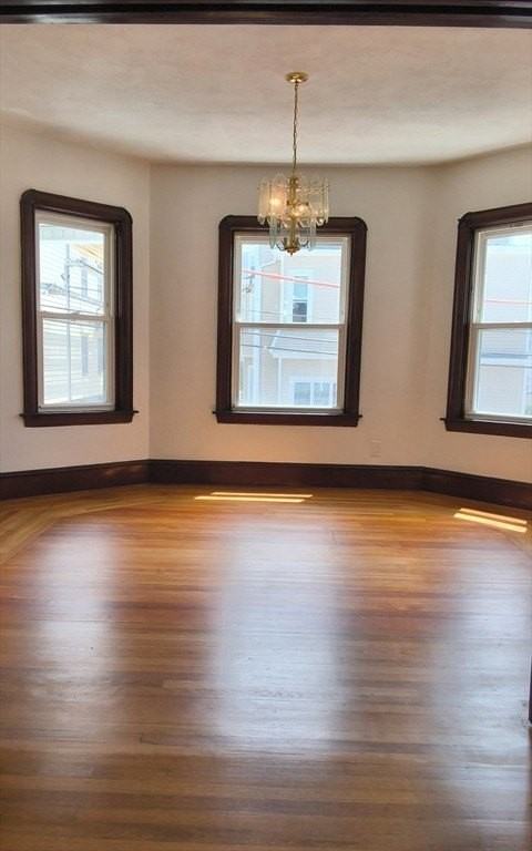 570 William St #2