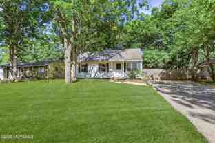 1305 Marshall St - Photo 1 of 1