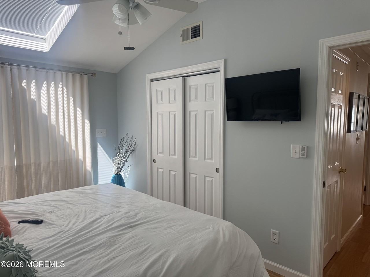 128 San Fernando Dr - Photo 5 of 15