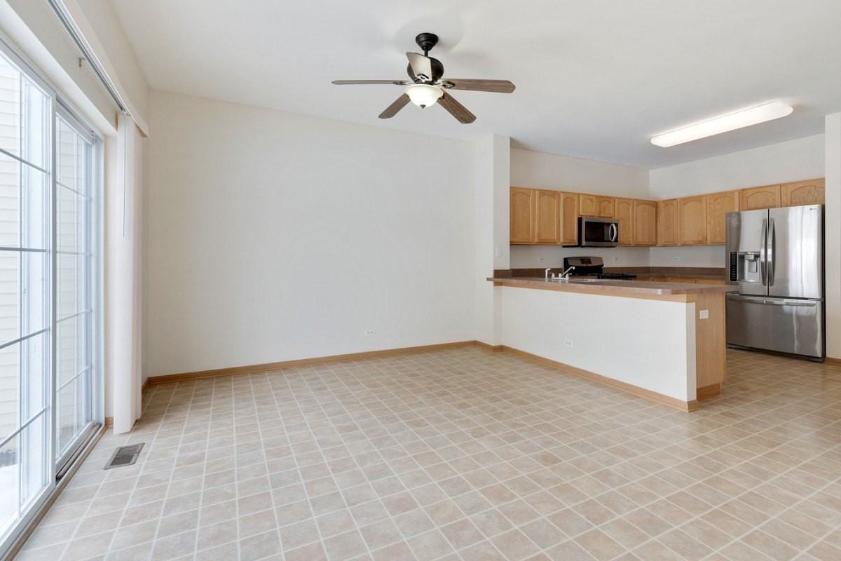 840 Amelia Ct - Photo 7 of 30