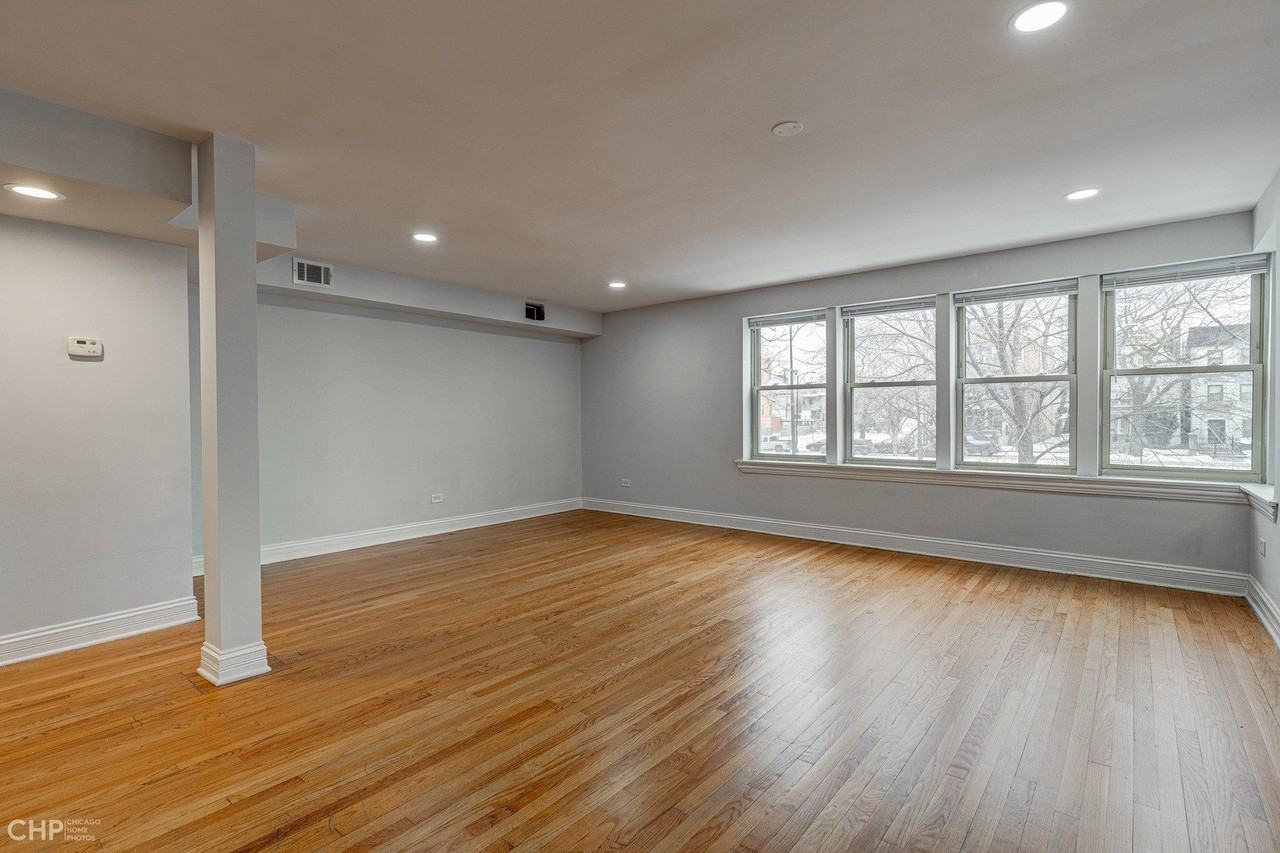 4938 S King Dr #2 - Photo 5 of 16