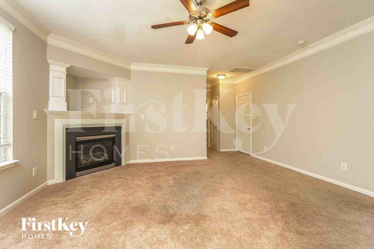 3690 Fiddlers Glenn Ct - Photo 3 of 17
