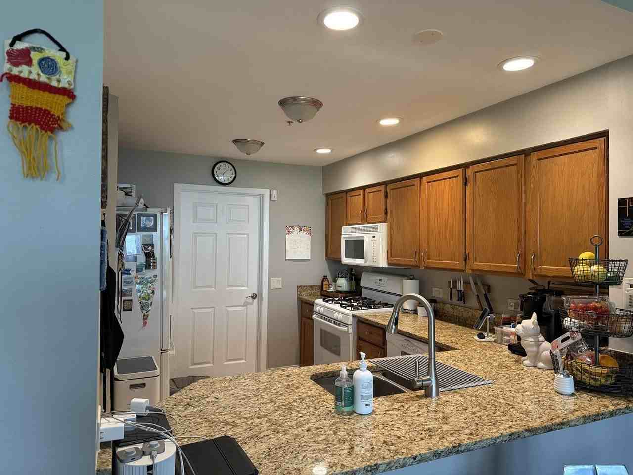 1153 E Cambria Ln S - Photo 6 of 15
