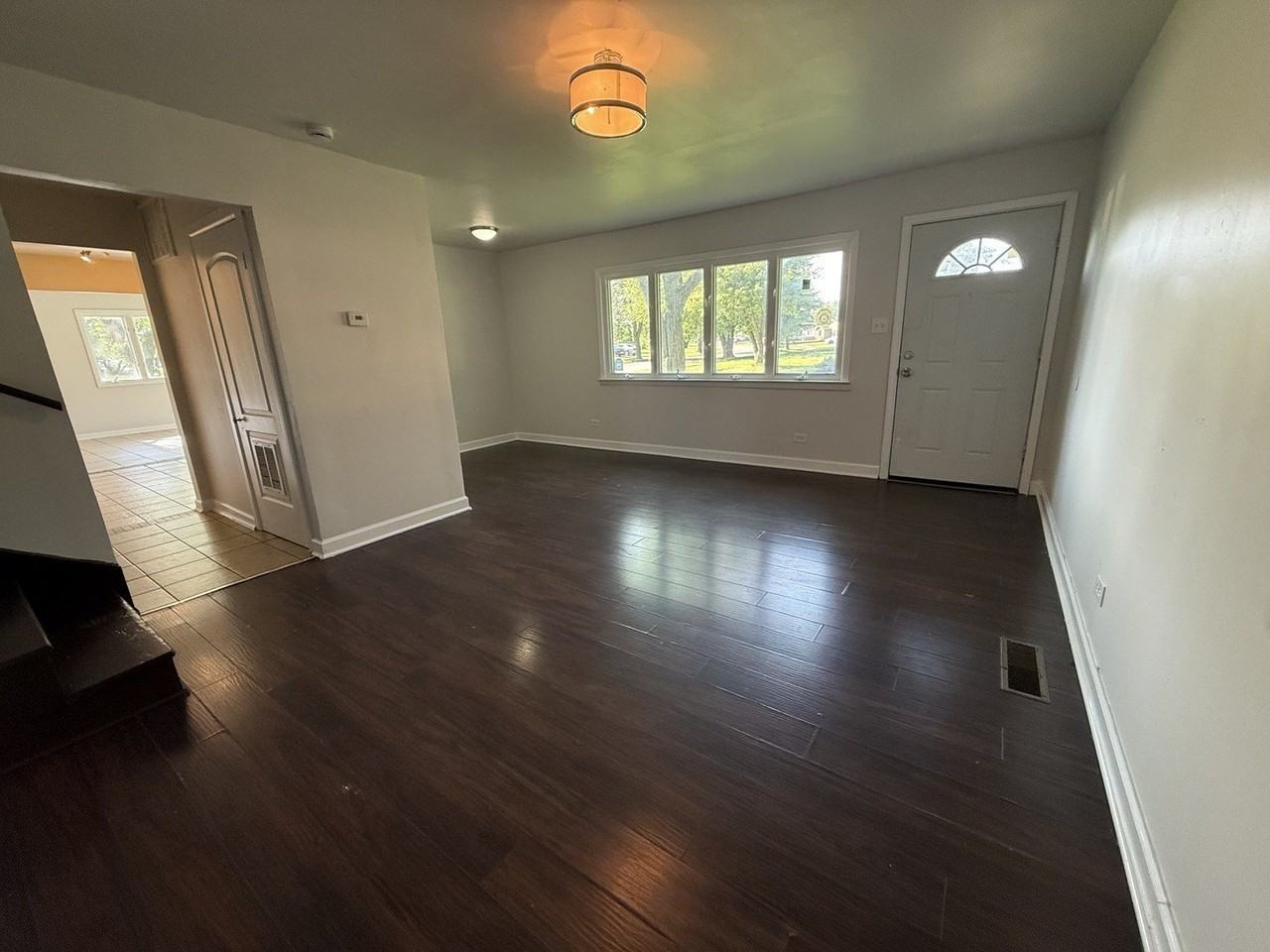 916 Williams St - Photo 4 of 9