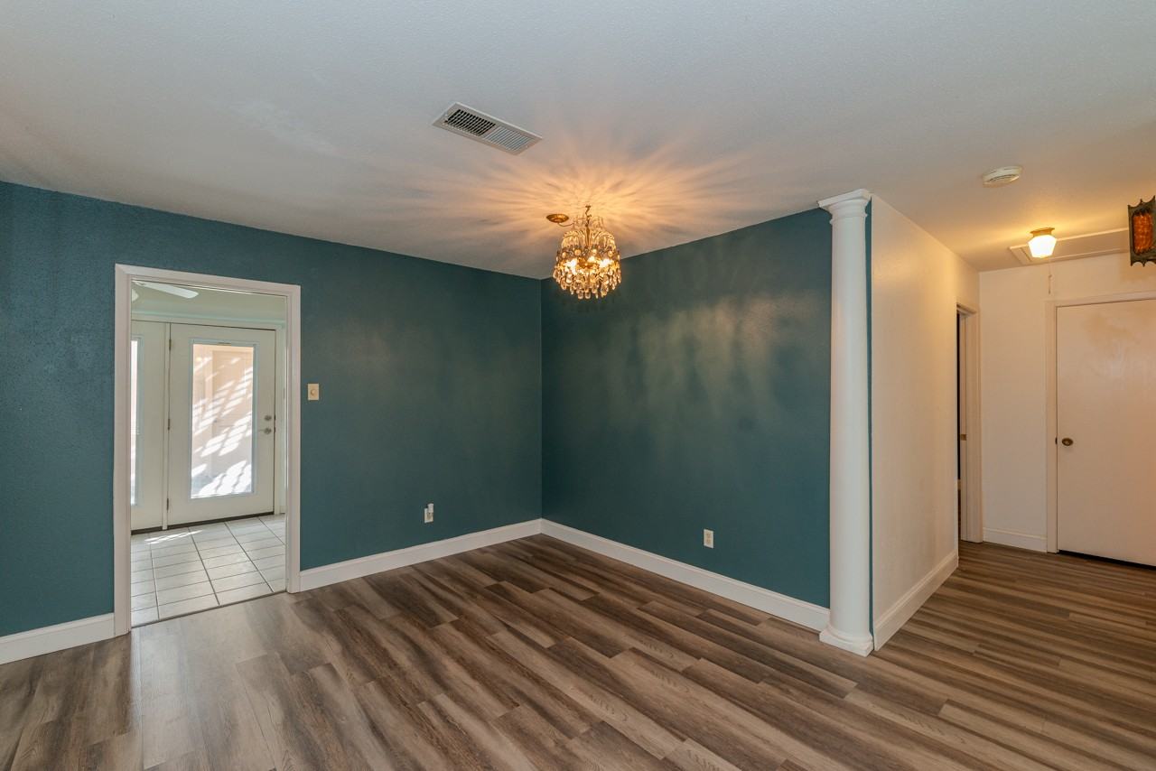 5975 Meadow Way - Photo 5 of 19