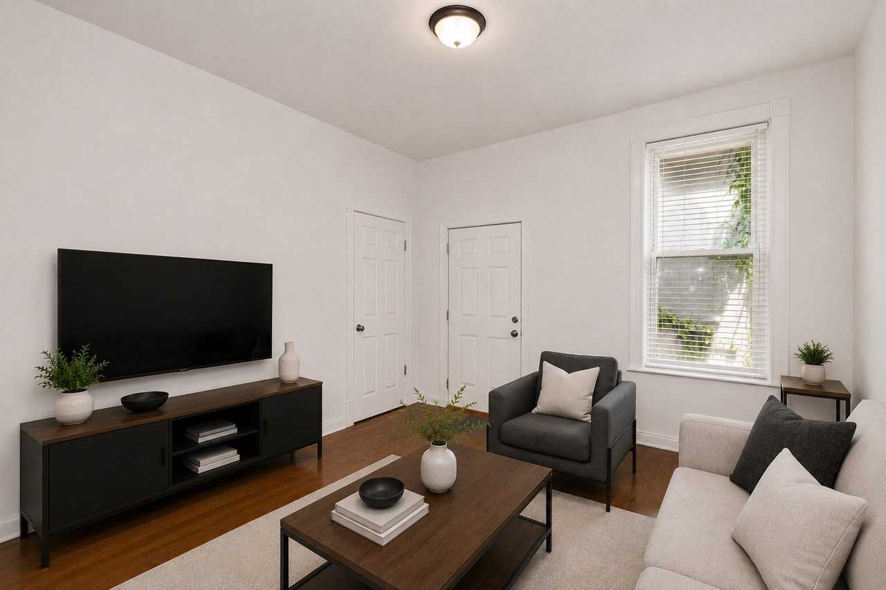 841 N Damen Ave #2R - Photo 2 of 21