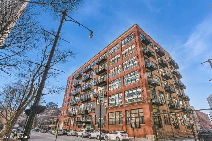 525 W Superior St #333