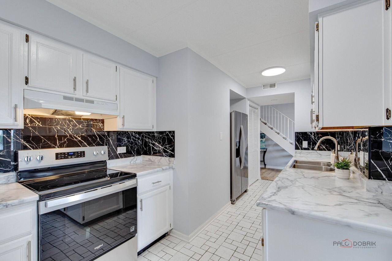 1551 Ashland Ave #306 - Photo 7 of 27