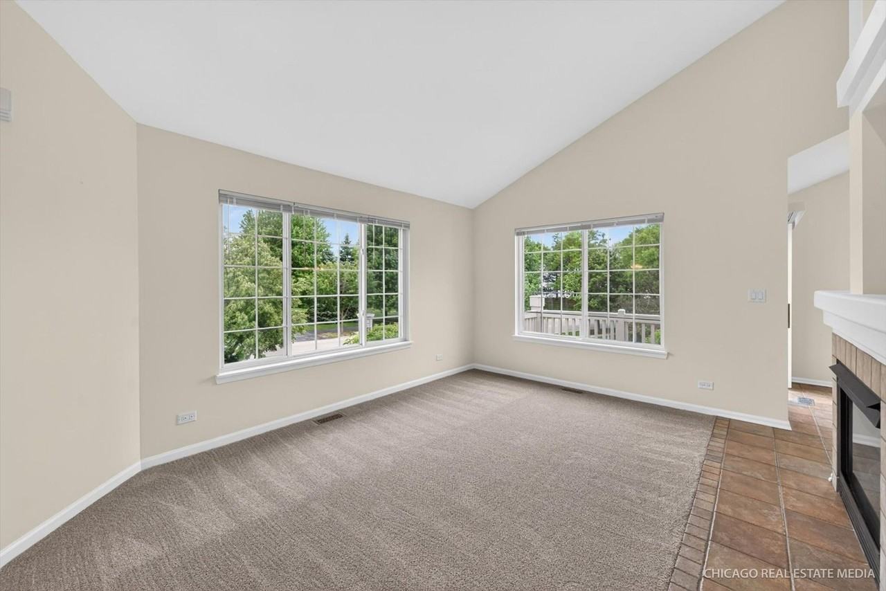 1399 New Haven Dr #0 - Photo 3 of 25