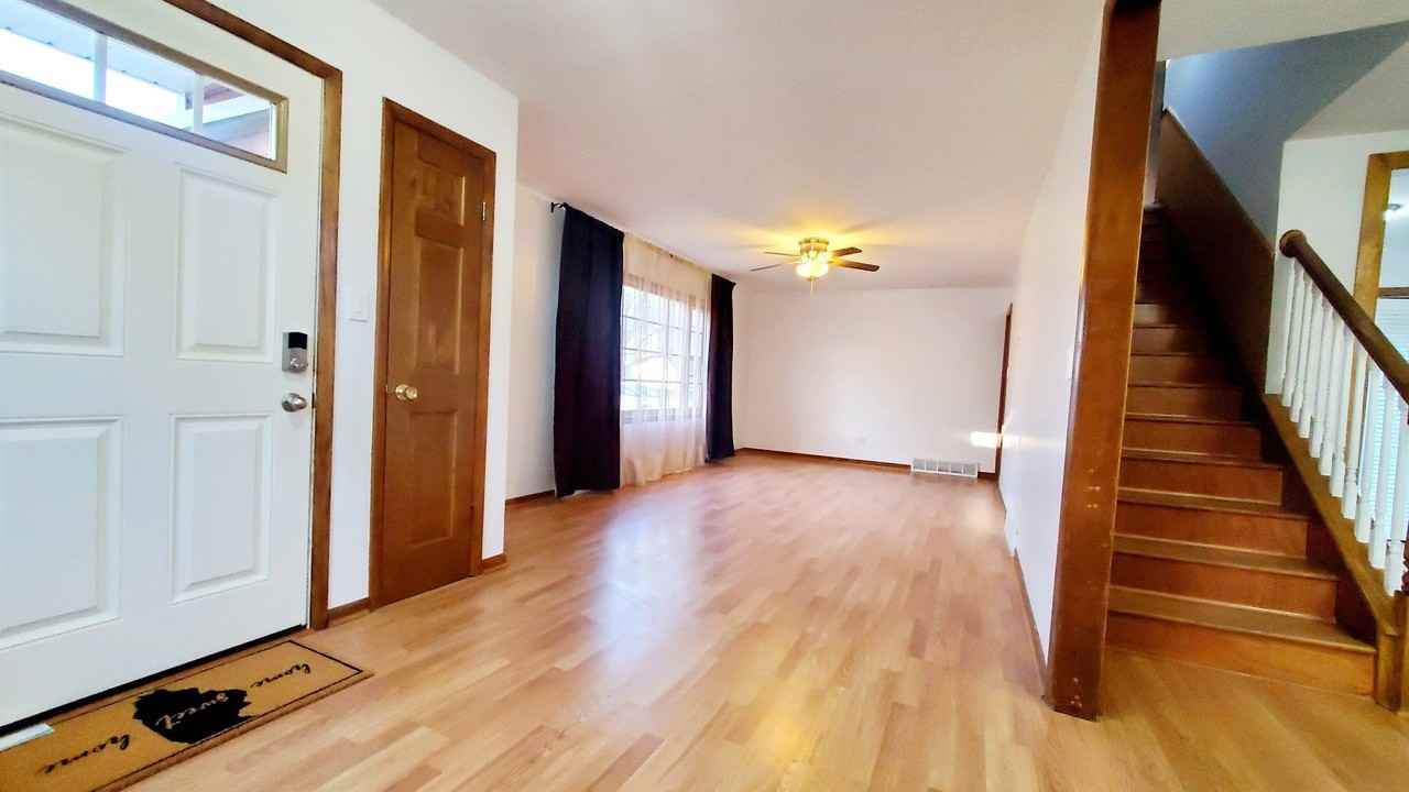 4517 Parkway Ave - Photo 2 of 20