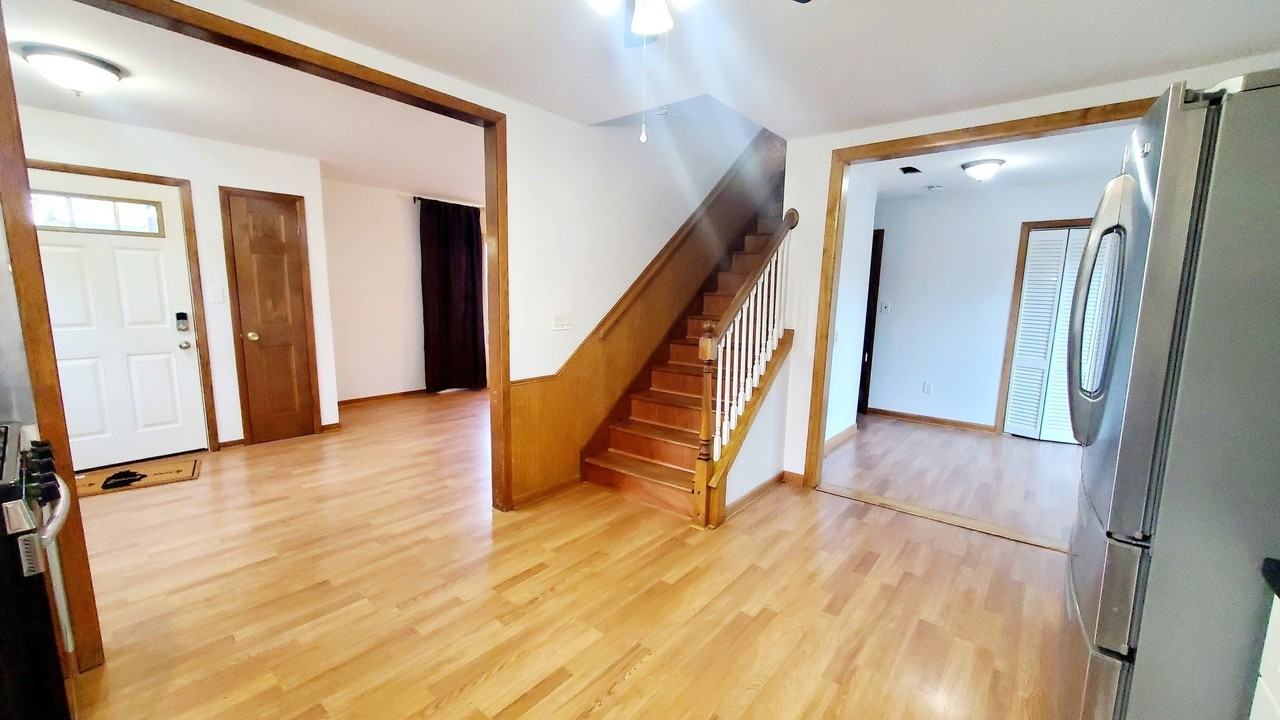 4517 Parkway Ave - Photo 6 of 20