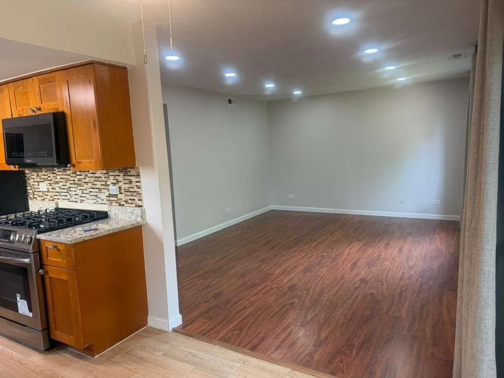 2192 Wildwood Ln #1 - Photo 3 of 10
