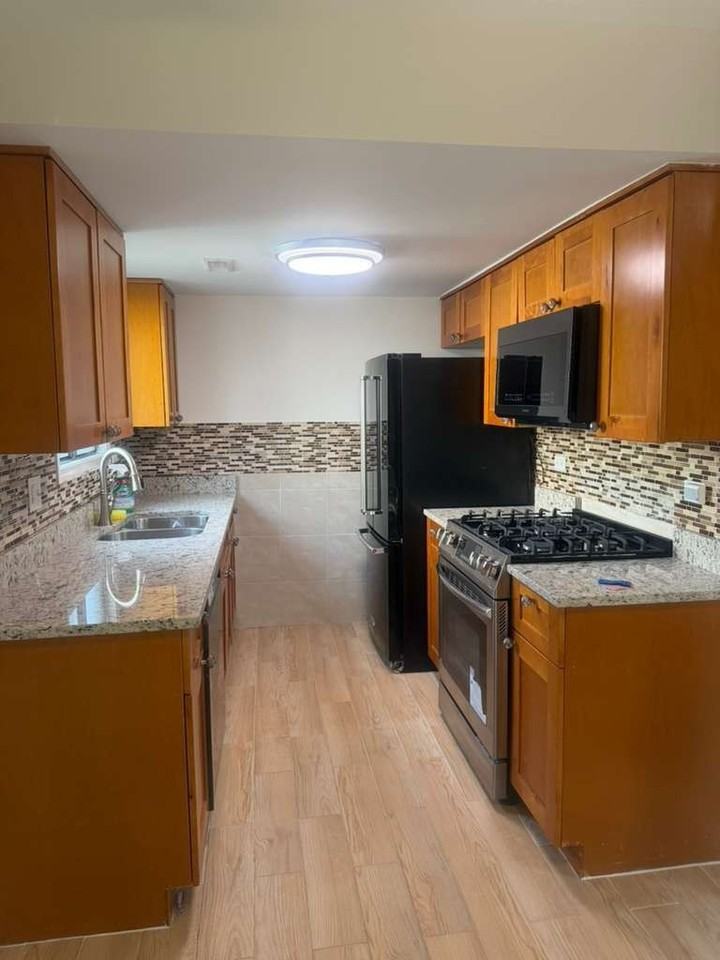 2192 Wildwood Ln #1 - Photo 4 of 10