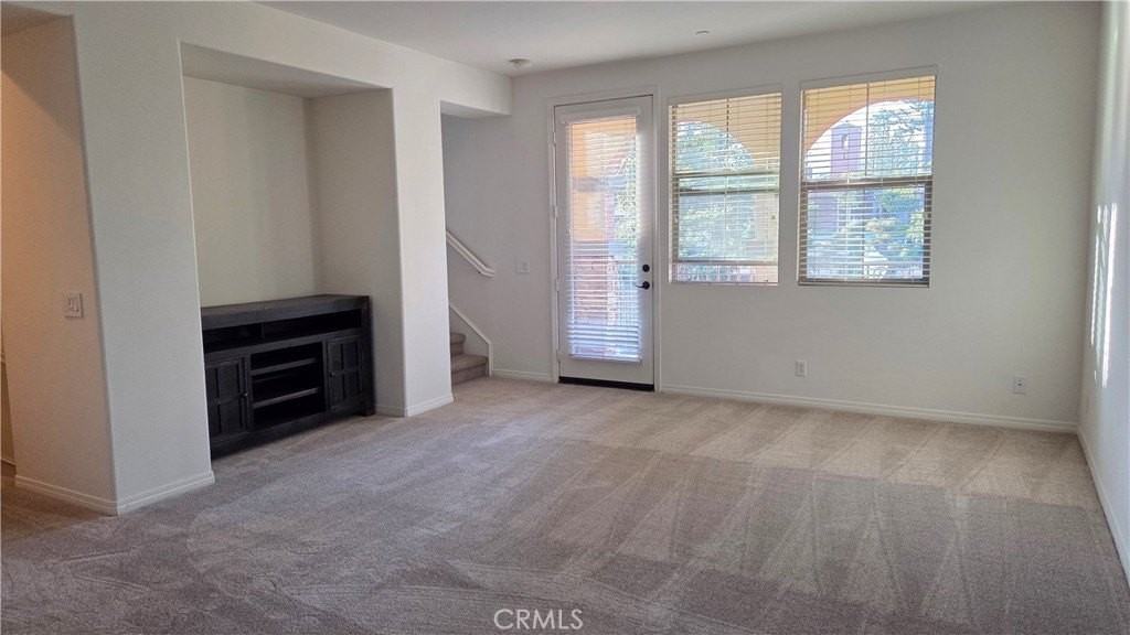 620 Asbury Dr - Photo 3 of 15