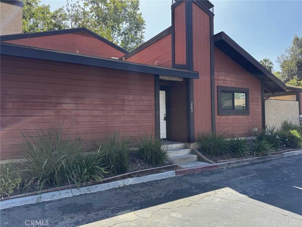 203 Teague Dr