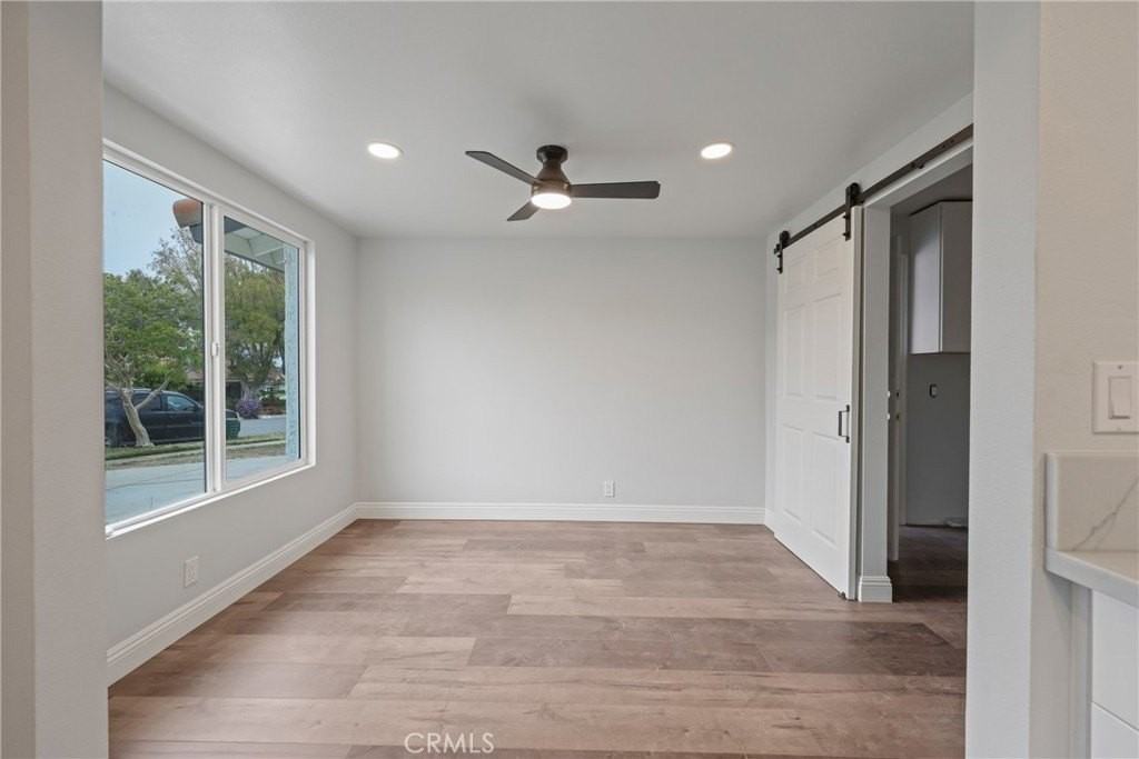 1624 Cordova Ave - Photo 5 of 16