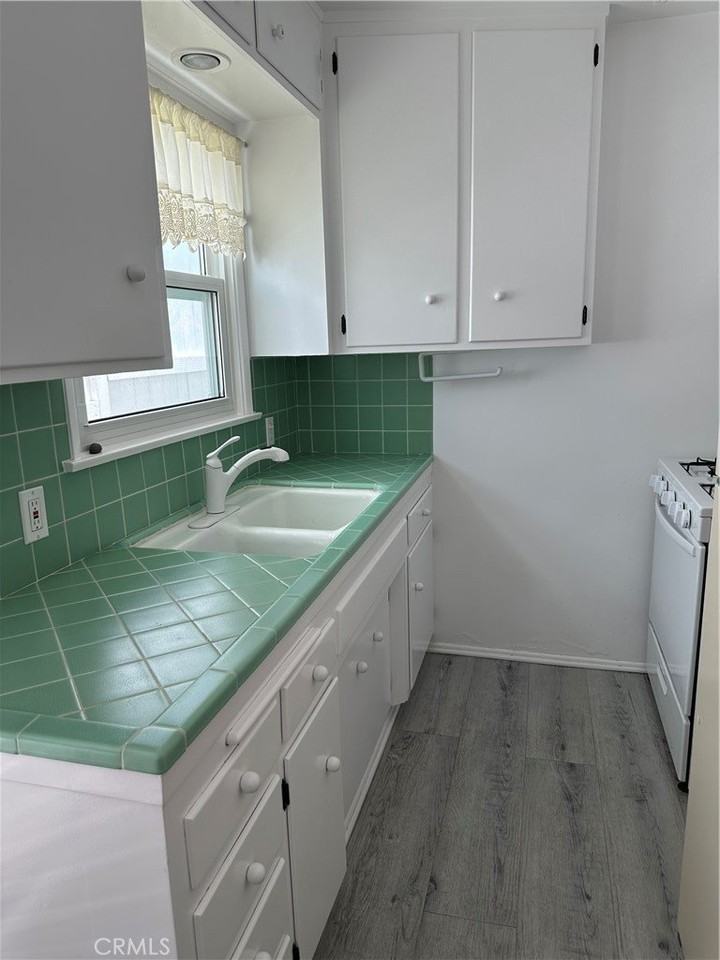 422 Fernleaf Ave - Photo 5 of 7