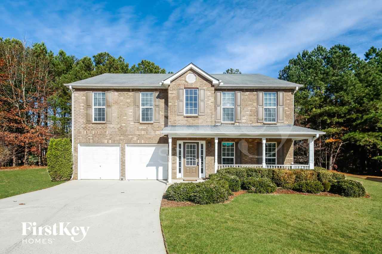 304 Hickory Creek Ln