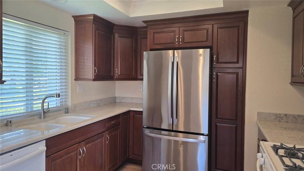8777 Tulare Dr #413D - Photo 2 of 12