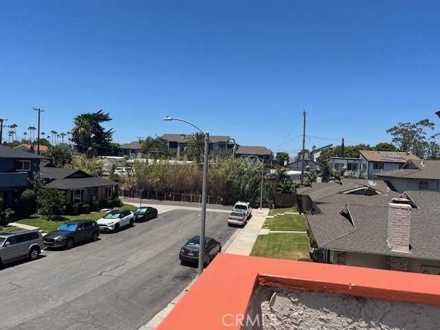 7891 Ellis Ave - Photo 7 of 27