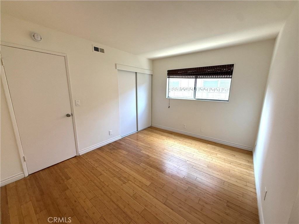 17808 Tamcliff Ave - Photo 3 of 25