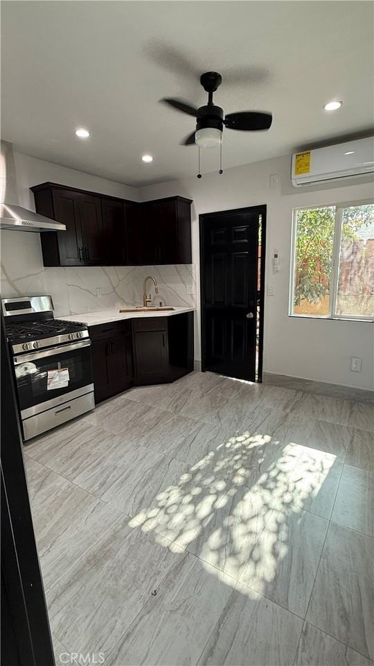 2445 E Phyllis St - Photo 2 of 10