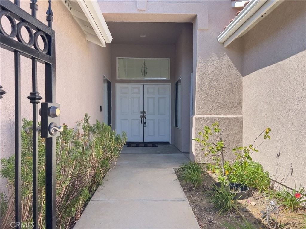 1699 Ramona Dr - Photo 5 of 50
