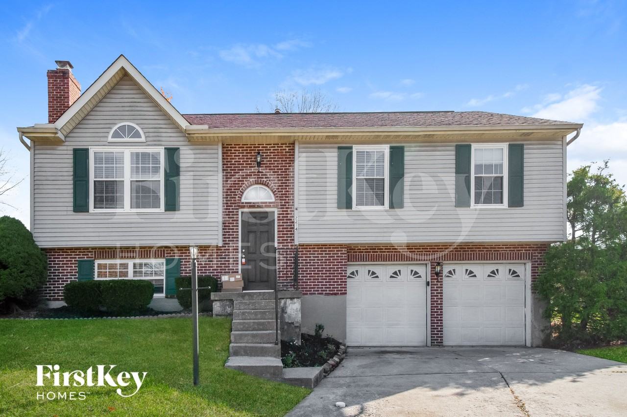 2214 Harmony Ct
