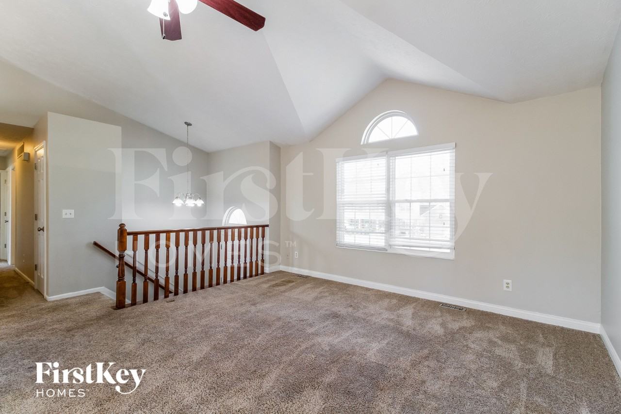 2214 Harmony Ct - Photo 5 of 16