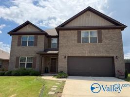 featured image of 210 Hydra Cir