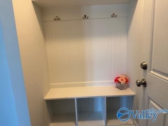 210 Hydra Cir - Photo 6 of 14
