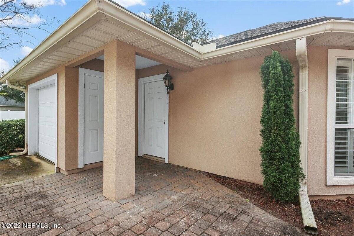 3710 Hawks Bay Ct - Photo 2 of 10