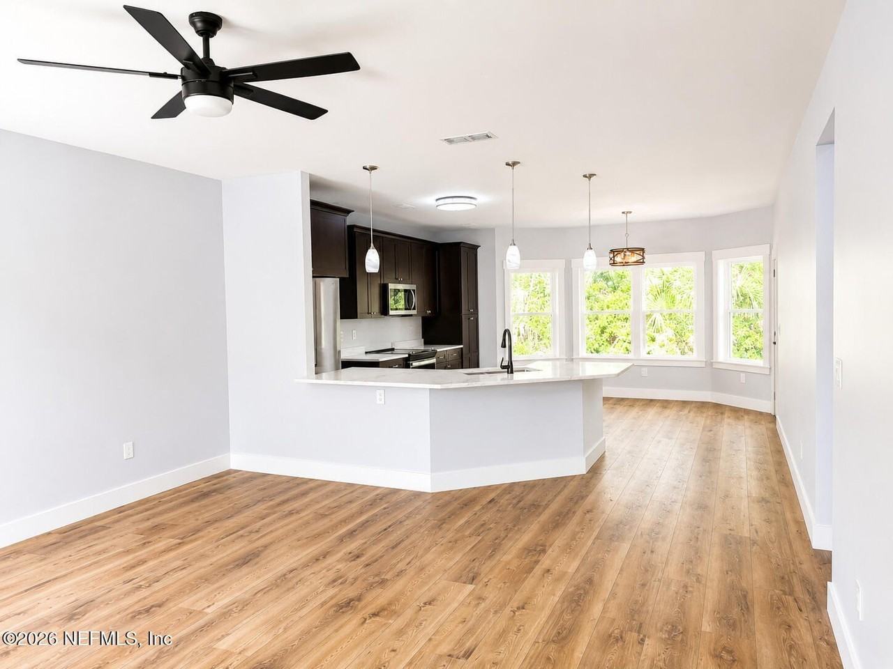 971 Irma Way - Photo 6 of 31