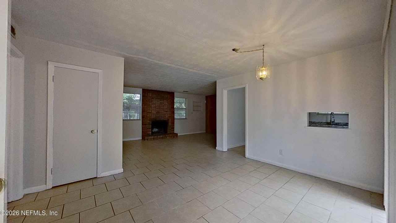 7104 Waikiki Rd - Photo 3 of 17