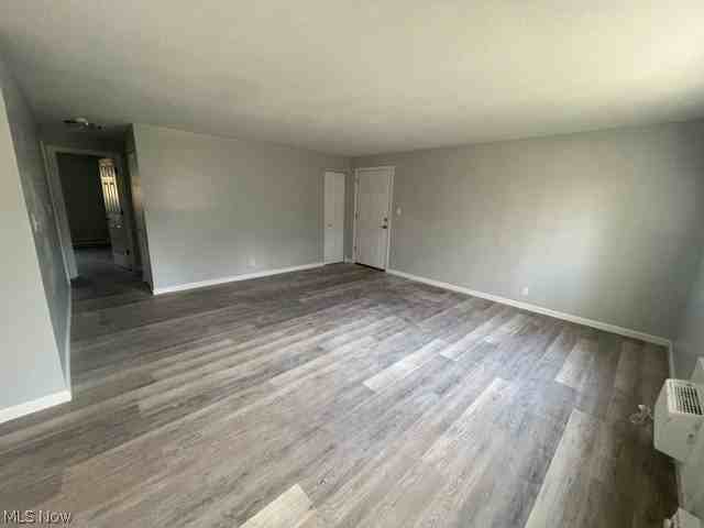 1935 Brookside Dr #101 - Photo 2 of 6