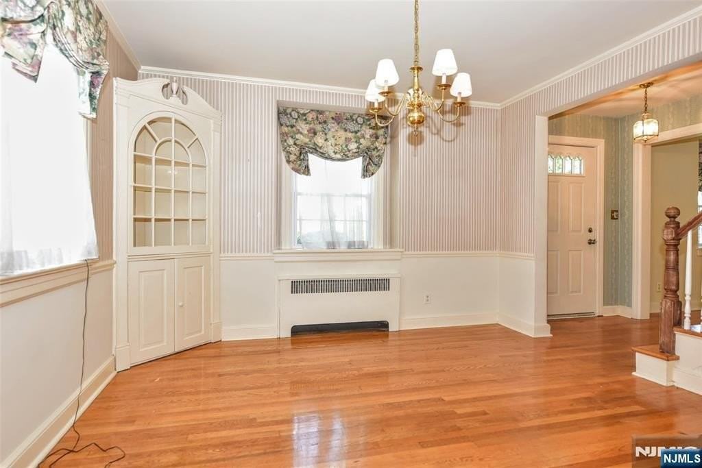 161 Wyckoff Ave - Photo 6 of 17
