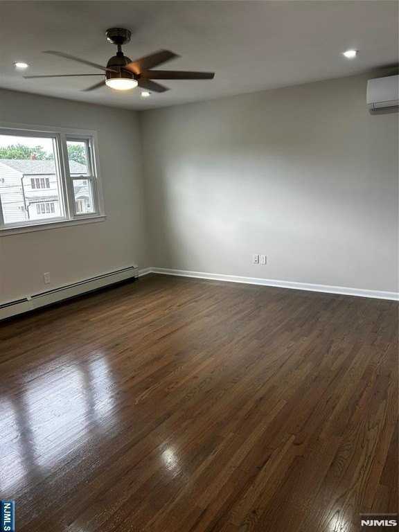 459 Hobson Ave - Photo 4 of 13