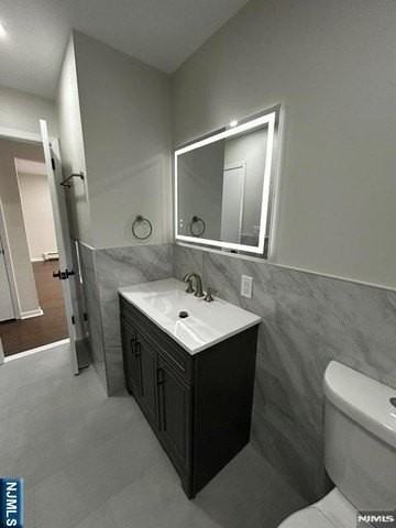459 Hobson Ave - Photo 6 of 13