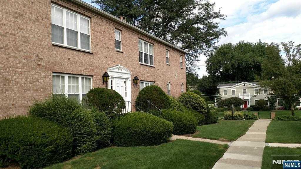 522 N Maple Ave #C3 - Photo 3 of 16