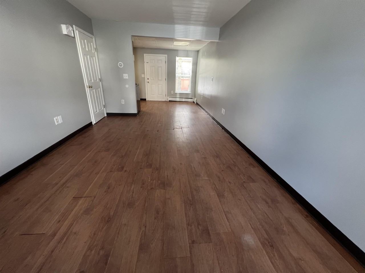 18 Main St #4 - Photo 5 of 17