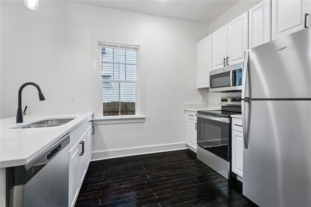 4023 Franklin Ave - Photo 7 of 19